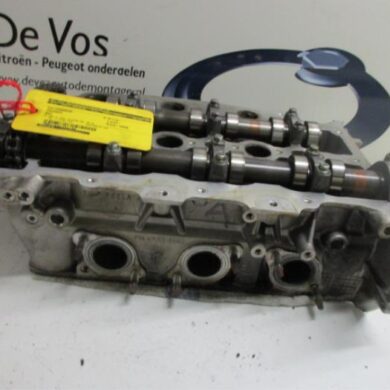 Peugeot 607  Cilinderkop UHZ 2006 0200FR