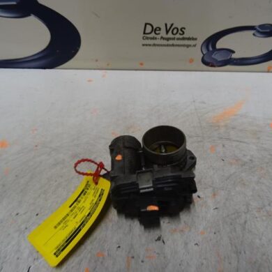 Peugeot 206 1.4 16V Throttle body KFU 2005 1635W2