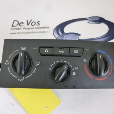 Peugeot 207 1.6 16V GT THP Heater control panel 2008 6451TK