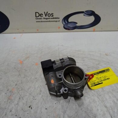 Peugeot 206 1.6 16V Throttle body NFU 2002 1635Q9