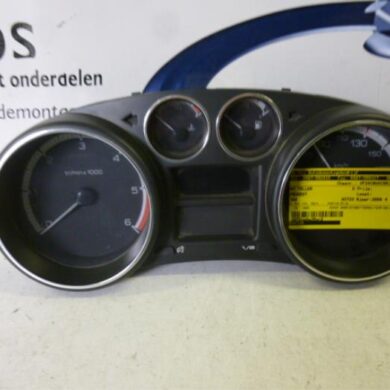 Peugeot 308 1.6 HDi 16V Odometer KM 2008 610335