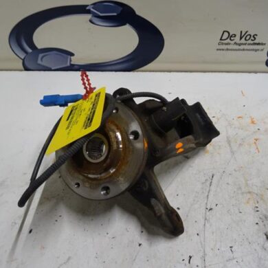 Citroen DS3  Achsschenkel links vorne 2011 364690