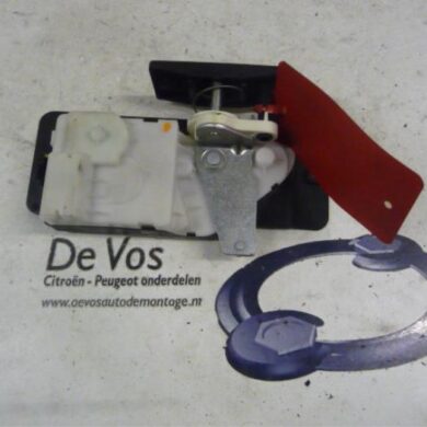 Peugeot 607 2.0 HDiF 16V Tailgate lock mechanism 2005 865429