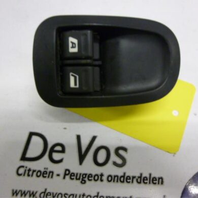 Peugeot 206 1.4 HDi Multi-functional window switch 2006 6554WC
