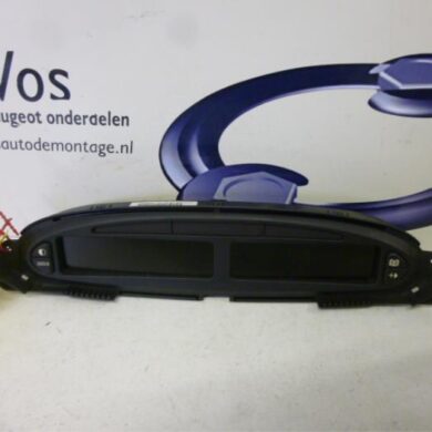 Citroen Picasso 2.0 HDi 90 Odometer KM 2003 6105VY-6105VZ