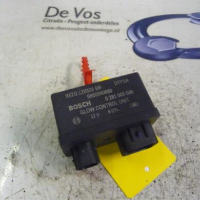 Citroen C5  Glow plug relay 2011 598146