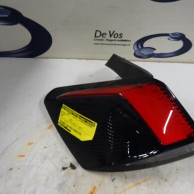 Peugeot 3008  Achterlicht links 2017 9810477180