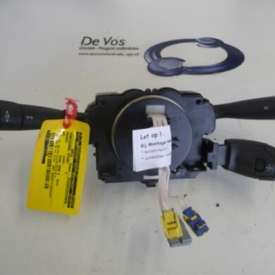 Peugeot 307  Steering column stalk 2006 6242A6