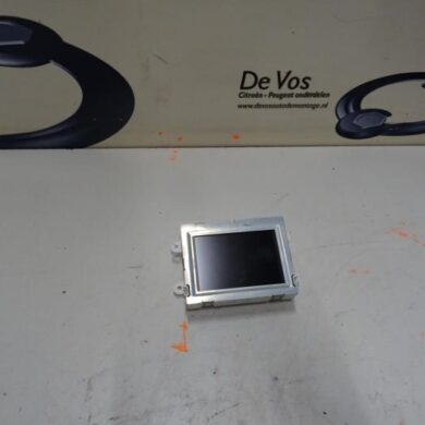 Peugeot 208  Display Interieur 8FP8F01 2013 1610454880-1609901280