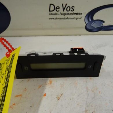 Citroen C2 1.4 Interior display KFV 2004 6155GJ