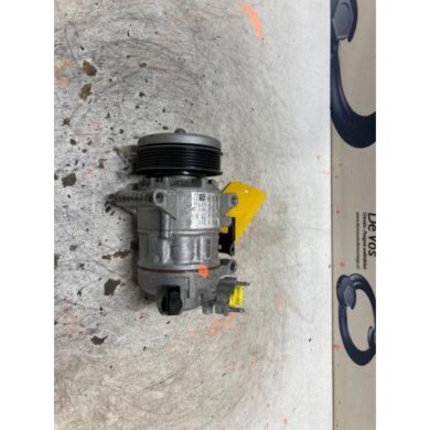 Peugeot 5008 1.2 12V e-THP PureTech 130 Air conditioning pump HNS 2018 9827529180-1633566080