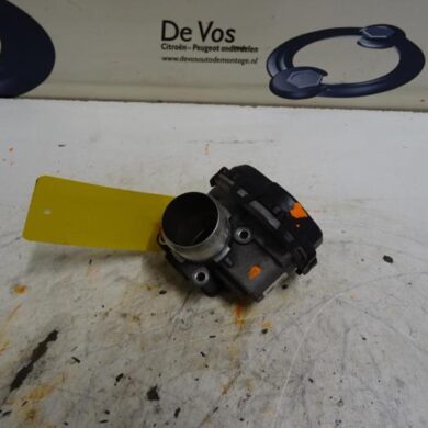 Peugeot 308  Gasklephuis BHZ 2014 9807238580