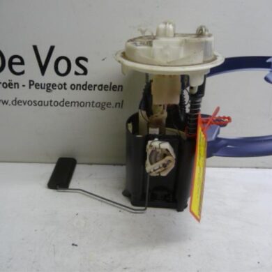 Peugeot 607 2.2 HDi 16V FAP Brandstofpomp Elektrisch 4HX 2002 1525K8