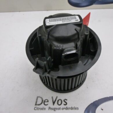 Peugeot 207  Heating and ventilation fan motor 2007 6441V5