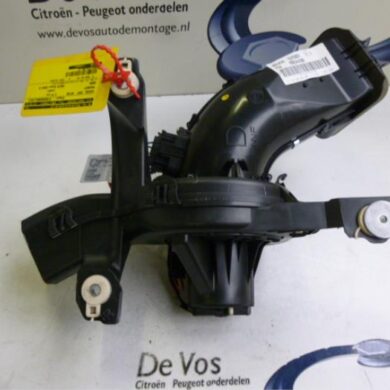 Peugeot 5008 2.0 HDiF 16V Heating and ventilation fan motor 2010 6441CW