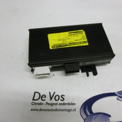 Peugeot 1007 1.6 GTI,Gentry 16V Radio amplifier 2005 6562L2