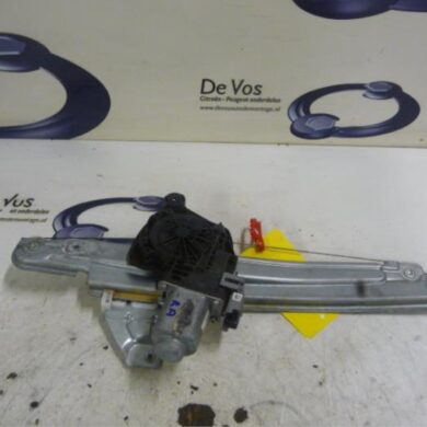 Citroen DS5 2.0 165 HYbrid4 16V Ruitmechaniek 4Deurs rechts-achter 2013 9802581780