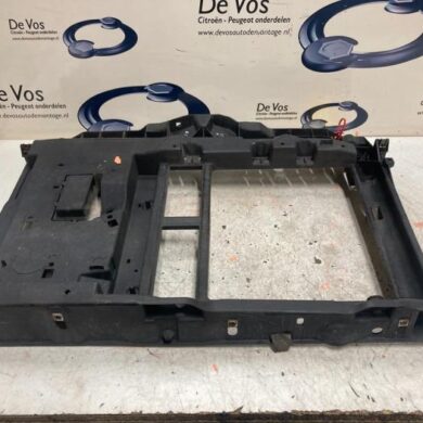 Peugeot 207 1.6 16V VTi Front panel 2009 9677952180-7104FS