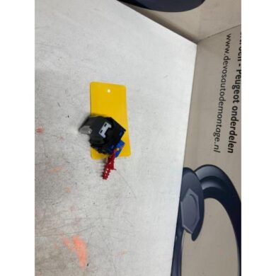 Peugeot 508 1.6 16V Hybrid 225 Handrem schakelaar 5G06 2022 98105935VV