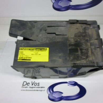 Citroen C4 Picasso 2.0 16V Autom. Battery box 2007 5615H2-5615G8