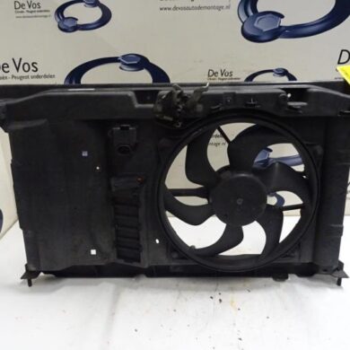 Peugeot 307 1.4 16V Cooling fan housing 2006 7104V6-1253A9