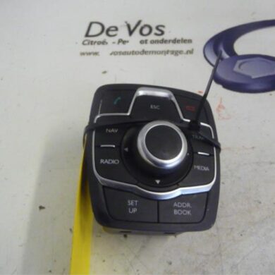 Peugeot 508  Navigation control panel 2012 98023785ZD-6593U1