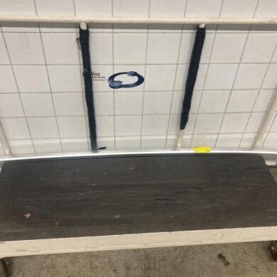 Peugeot 5008  Dakrail rechts 2019 98263651VV