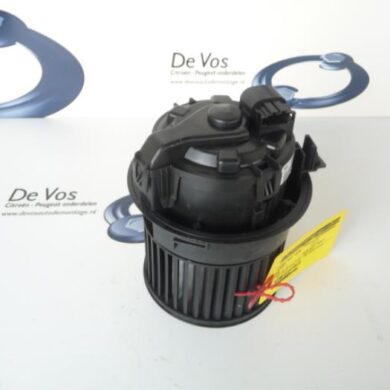 Peugeot 208 1.2 Vti 12V PureTech 82 Heizung Belüftungsmotor 2013 1608182080