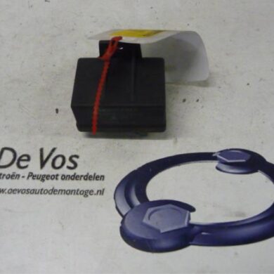 Citroen Berlingo 1.9 Di Voorgloei Relais 2001 598143