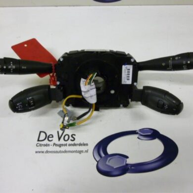 Peugeot 207  Steering column stalk 2007 624251