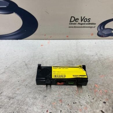 Peugeot 3008  Telefoon interface 2020 9831611580