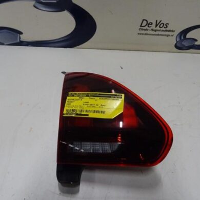 Peugeot 2008  Achterlicht links 2017 9814758480