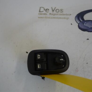 Peugeot 206 1.6 16V Multi-functional window switch 2003 6554WA