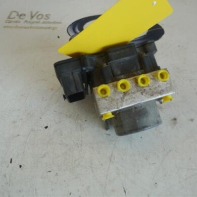 Peugeot 107 1.0 12V ABS Pomp 1KRFE-CFB 2012 1608529580