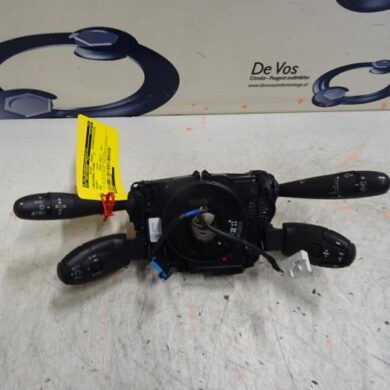 Peugeot 3008  Steering column stalk 2016 96773912ZD-6242WP