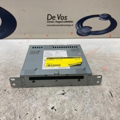 Citroen DS4  CD Speler 2015 1613502180-1629119380-9805593680