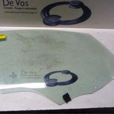 Peugeot 208 1.4 16V Portierruit 4Deurs rechts-voor 2012 9673360680