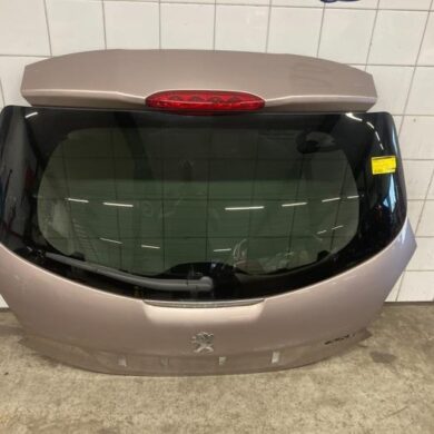 Peugeot 208  Achterklep 2013 9672664480-9810682180