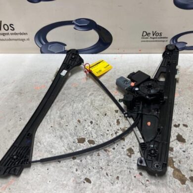 Peugeot 3008 1.6 16V HYbrid 225 Window mechanism 4-door, front right 2019 9830389280-9810488880
