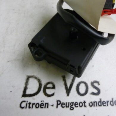 Peugeot 406 1.8 16V Bifuel Kachelklep Motor 2001 6447CF