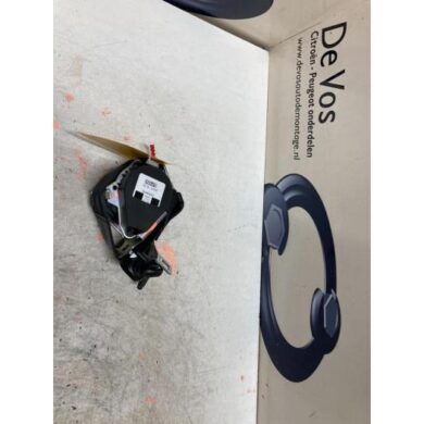 Citroen C3 Aircross 1.2 e-THP PureTech 130 Rear seatbelt, centre 2021 98248284XX-98312143XX