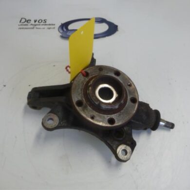 Peugeot RCZ  Achsschenkel links vorne 2013 3646A6