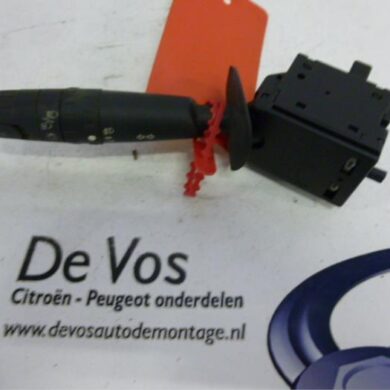 Peugeot 607 2.2 HDi 16V FAP Steering column stalk 2003 625386