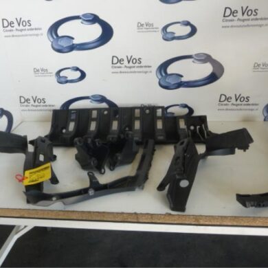 Peugeot 3008  Rear bumper frame 2015 7416P8-7416P9-7416Q0