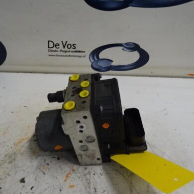 Peugeot 307 2.0 16V ABS pump RFN 2004 4541W5