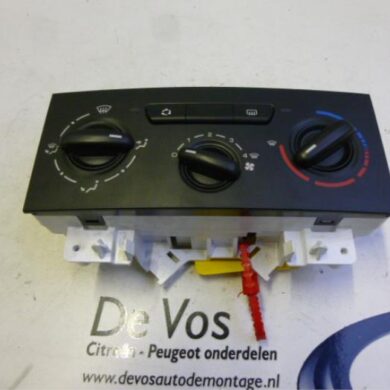 Peugeot Partner 1.6 HDI 75 Heater control panel 2008 6452K6