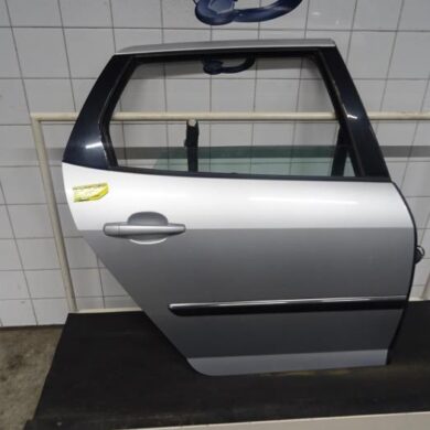 Peugeot 407 2.0 HDiF 16V Rear door 4-door, right 2005 9008N3