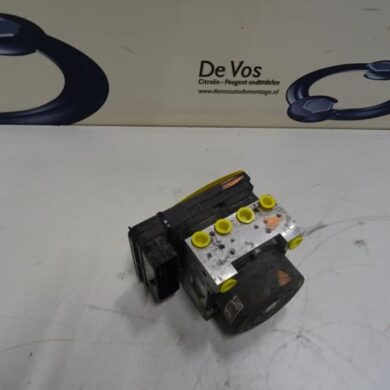 Peugeot 2008  ABS Pomp HMZHM01 2016 1617387580