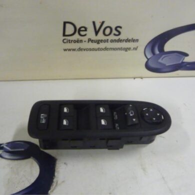 Citroen C3 1.6 HDi 92 Combischakelaar ramen 2014 6490AZ