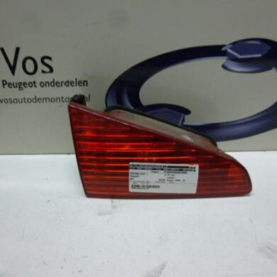 Peugeot 607 2.2 HDi 16V FAP Taillight, left 2001 6350N2